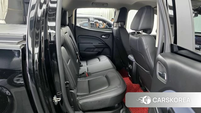 Chevrolet (GM Daewoo) Real New Colorado 2022 Черный из Кореи, фото 3