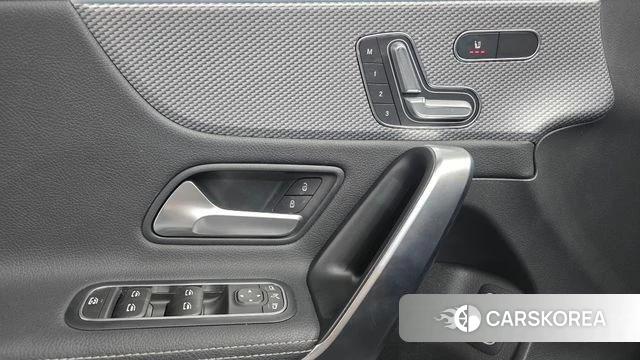 Mercedes-Benz A-Class W177 2021 Черный из Кореи, фото 3