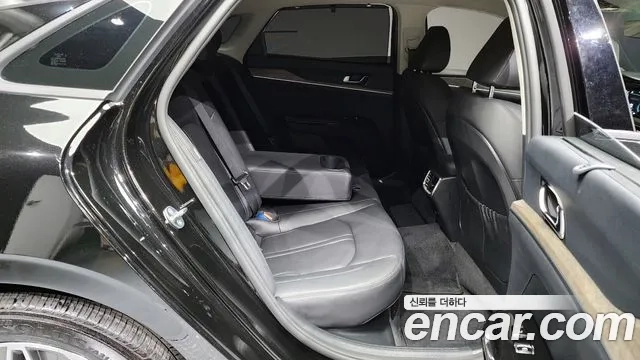 Kia K5 Hybrid 3rd Generation 2023 Черный из Кореи, фото 3