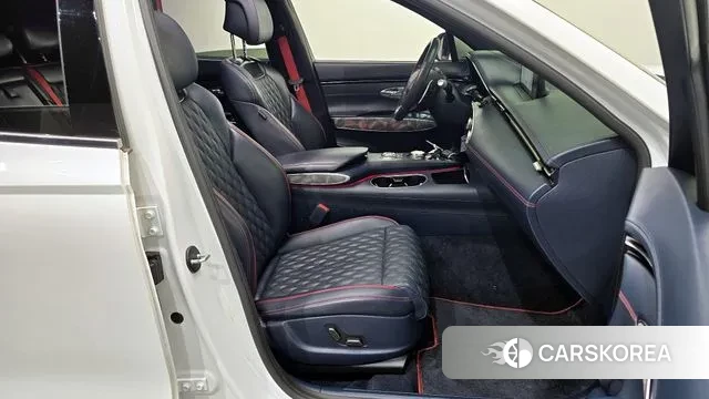 Genesis GV70 2021 Белый из Кореи, фото 3