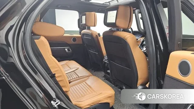 Land Rover Discovery 5 2018 Черный из Кореи, фото 3