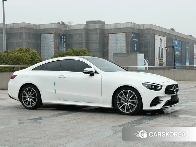 Mercedes-Benz E-class (imported) 2021 Белый из Китая, фото 3