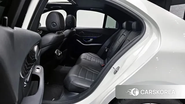 Mercedes-Benz C-Class W205 2019 Белый из Кореи, фото 3