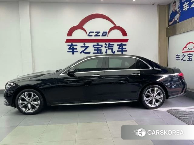 Mercedes-Benz E-class 2021 Черный из Китая, фото 3