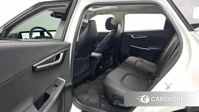 Kia EV6 2022 Белый из Кореи, фото 3