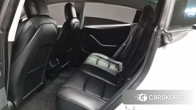 Tesla Model 3 2021 Белый из Кореи, фото 3