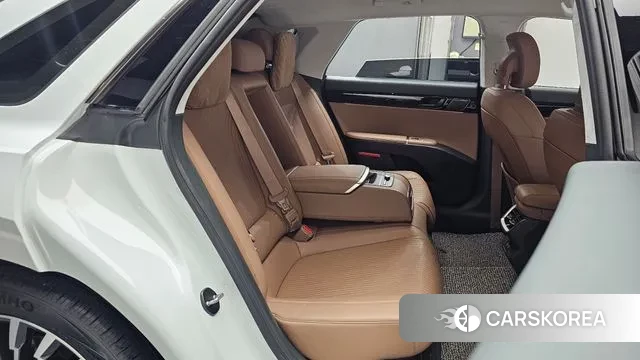 Hyundai Grandeur Hybrid (GN7) 2023 Белый из Кореи, фото 3