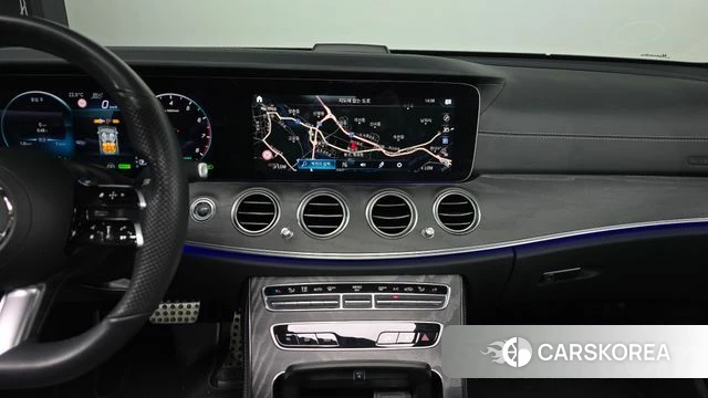 Mercedes-Benz E-Class W213 2022 Серебристо-серый из Кореи, фото 3