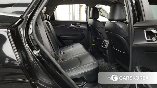 Kia Sportage 5th Generation Hybrid 2021 Черный из Кореи, фото 3