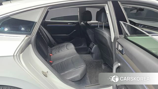 Volkswagen Arteon 2019 Белый из Кореи, фото 3