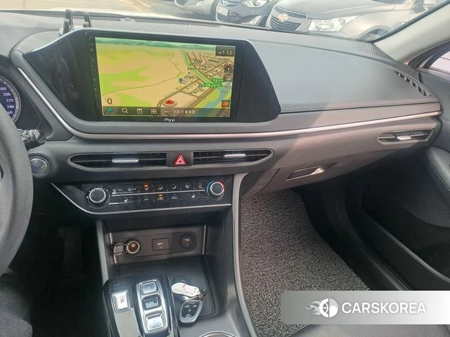 Hyundai Sonata (DN8) 2022 Белый из Кореи, фото 3