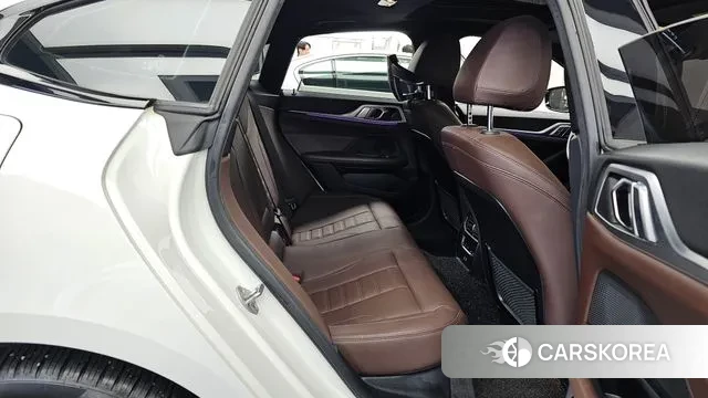 BMW 4 Series (G22) 2023 Белый из Кореи, фото 3