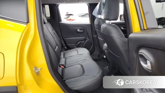 Jeep Renegade 2023 Желтый из Кореи, фото 3