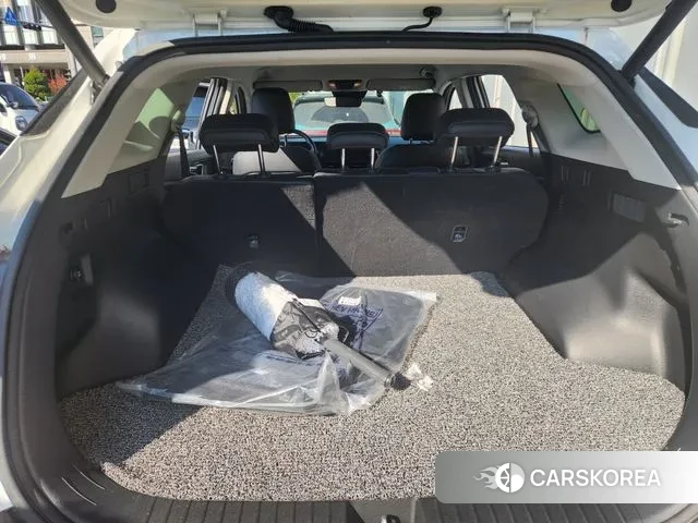 Kia Sportage 5th Generation Hybrid 2022 Белый из Кореи, фото 3