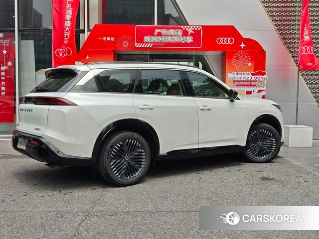 Nissan Exploring the land 2024 Белый из Китая, фото 3