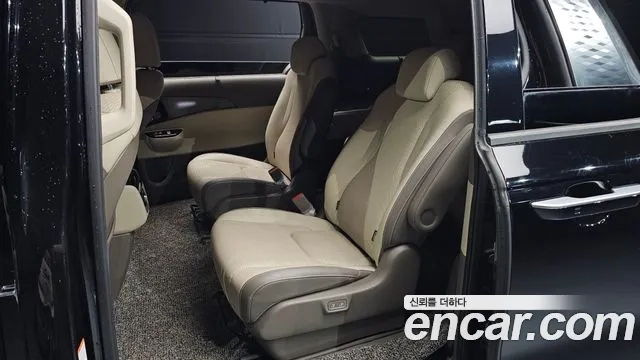 Kia Carnival 4th generation 2021 Черный из Кореи, фото 3