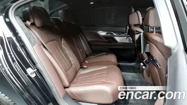 BMW 7 Series (G11) 2022 Черный из Кореи, фото 3