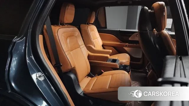 Lincoln Aviator 2nd generation 2023 Синий из Кореи, фото 3