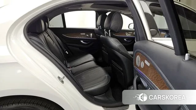 Mercedes-Benz E-Class W213 2019 Белый из Кореи, фото 3