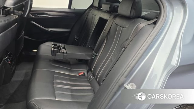 BMW 5 Series (G30) 2018 Серый из Кореи, фото 3