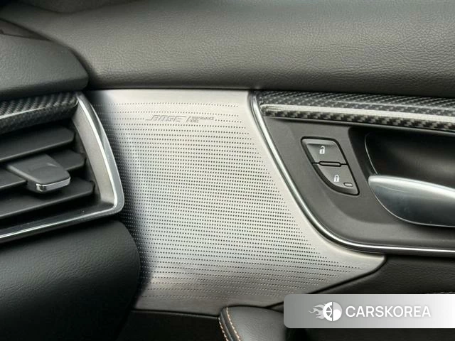 Cadillac CT5 2023 Темно-серый из Китая, фото 3