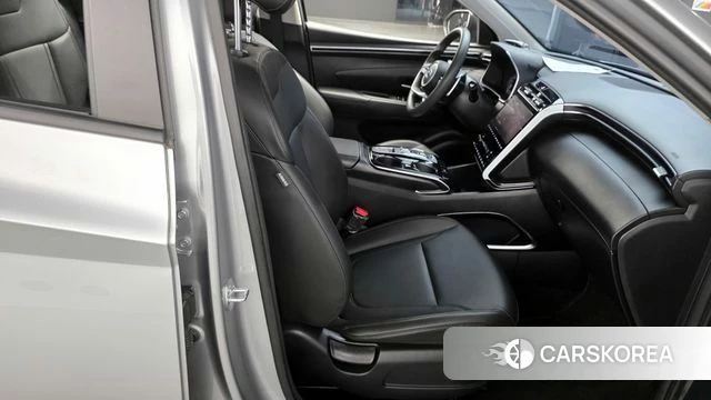 Hyundai Tucson (NX4) 2023 Серебряный из Кореи, фото 3