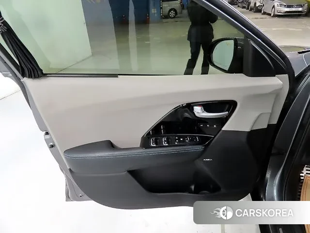 Kia Niro 2018 Серый из Кореи, фото 3