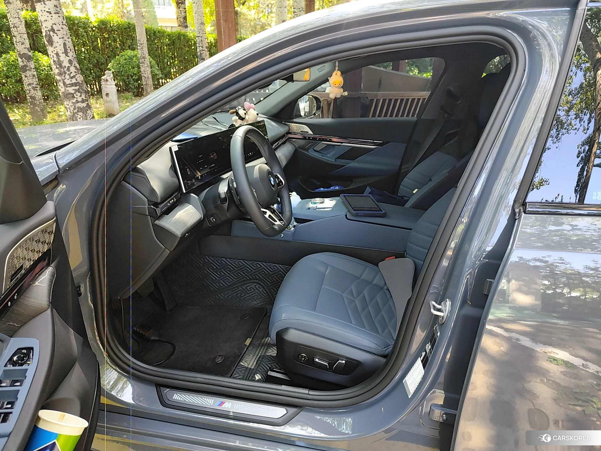 BMW 5 series 2024 Синий из Китая, фото 3