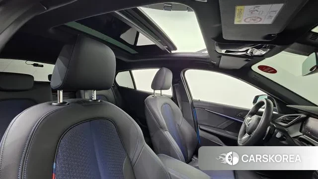 BMW 1 Series (F40) 2023 Синий из Кореи, фото 3