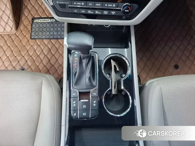 Kia The New Carnival 2019 Серебряный из Кореи, фото 3