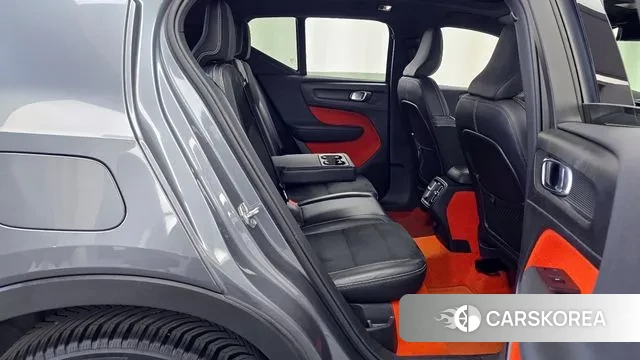 Volvo XC40 2019 Серый из Кореи, фото 3