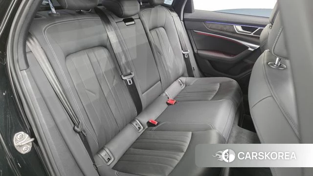 Audi A6 (C8) 2021 Черный из Кореи, фото 3