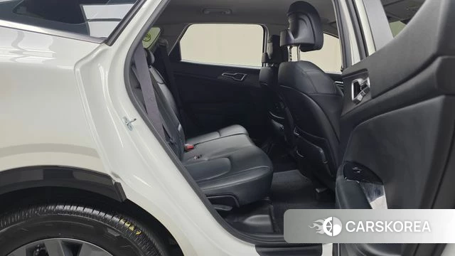 Kia Sportage 5th Generation 2022 Белый из Кореи, фото 3