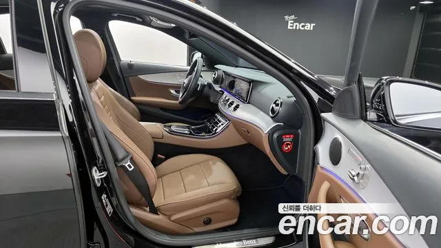 Mercedes-Benz E-Class W213 2021 Черный из Кореи, фото 3