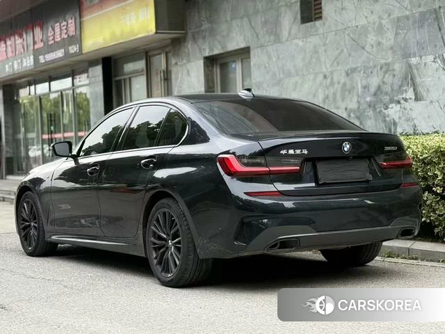 BMW 3 series 2022 Черный из Китая, фото 3