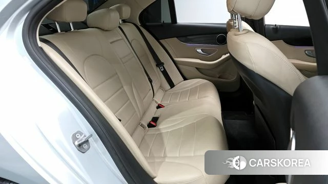 Mercedes-Benz C-Class W205 2019 Серебряный из Кореи, фото 3