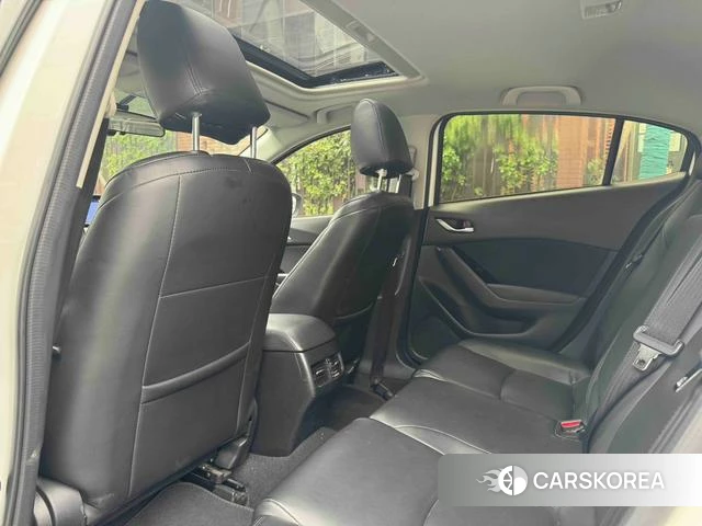 Mazda 3 Angkesaila 2019 Белый из Китая, фото 3