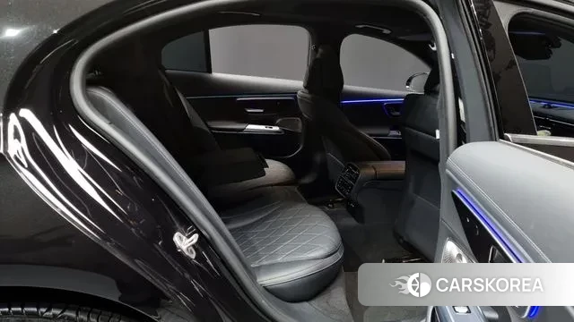 Mercedes-Benz E-Class W214 2024 Черный из Кореи, фото 3