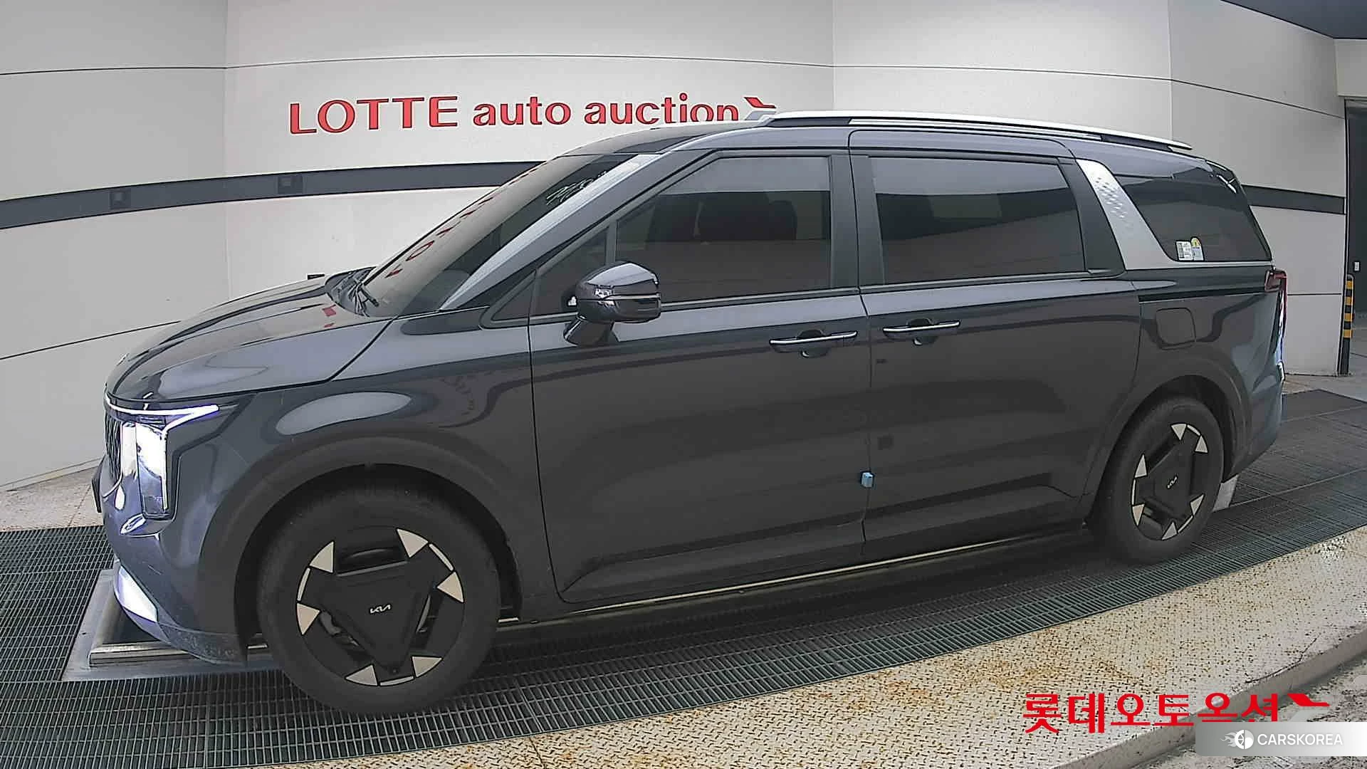 Kia Carnival Hybrid 2025 Pantera Metal из Кореи, фото 3
