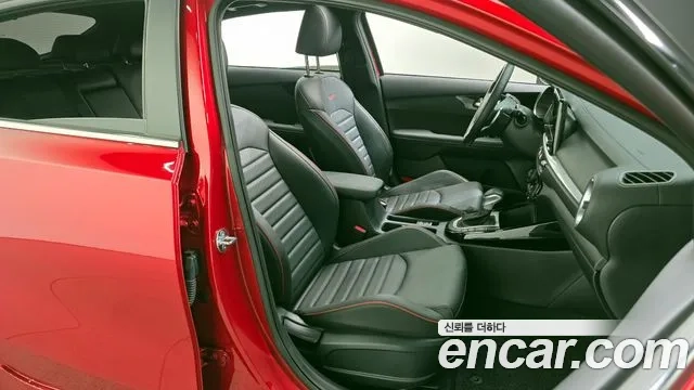 Kia The New K3 2nd generation 2023 Красный из Кореи, фото 3