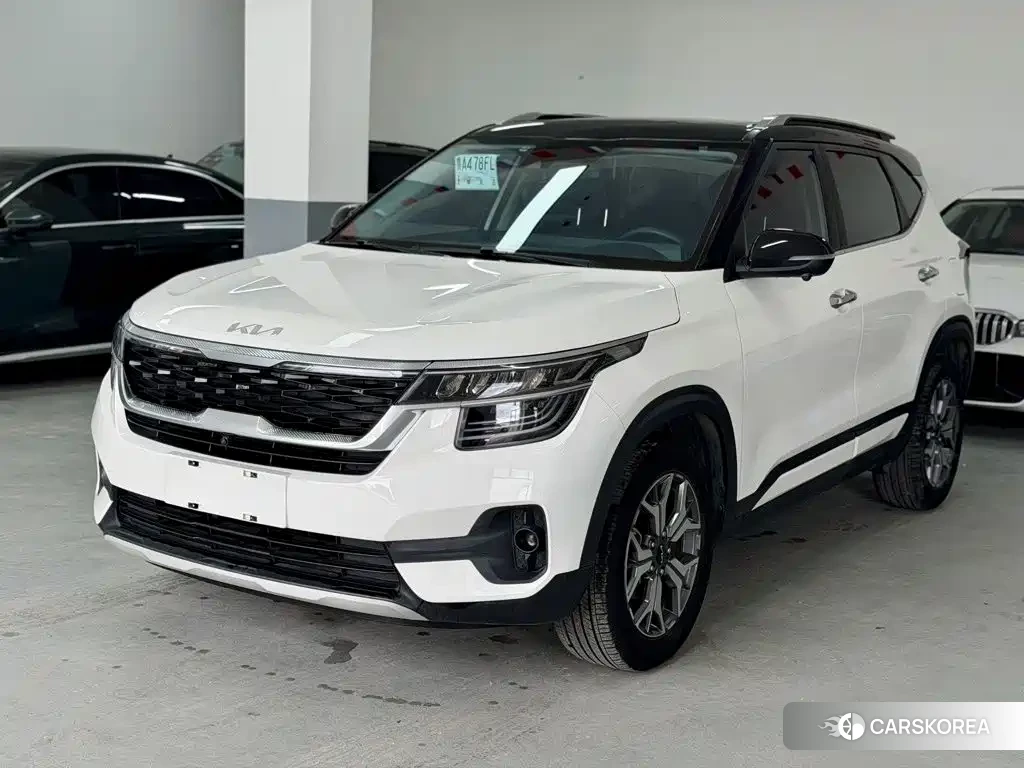 Kia KX3 2022 Белый из Китая, фото 3