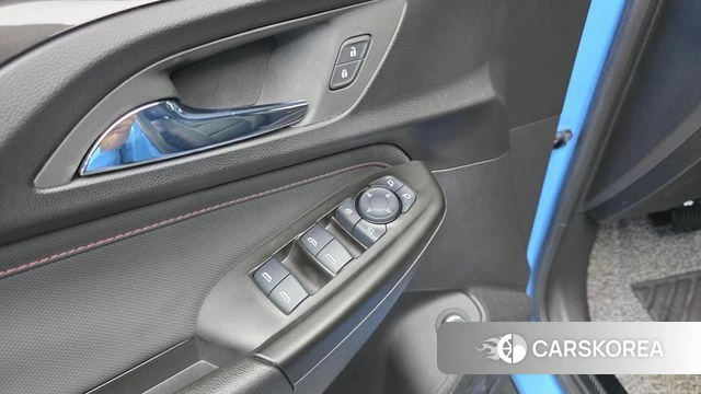 Chevrolet (GM Daewoo) Trailblazer 2022 Небесно-голубой из Кореи, фото 3
