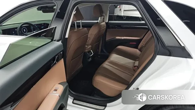 Hyundai Grandeur Hybrid (GN7) 2024 Белый из Кореи, фото 3