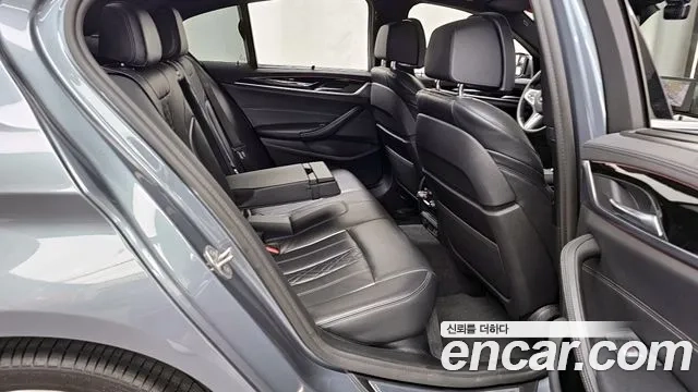 BMW 5 Series (G30) 2020 Серый из Кореи, фото 3