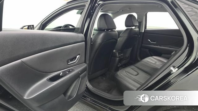 Hyundai The New Avante (CN7) 2023 Черный из Кореи, фото 3