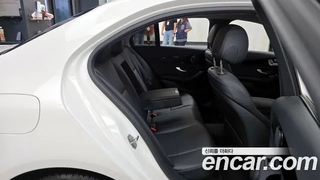 Mercedes-Benz C-Class W205 2020 Белый из Кореи, фото 3