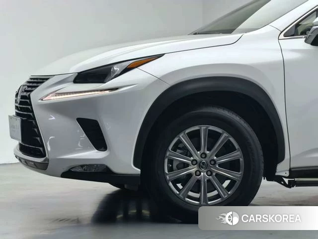 Lexus NX 2021 Белый из Китая, фото 3