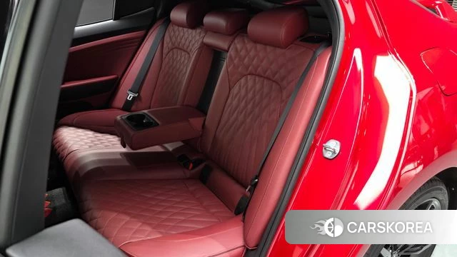 Kia Stinger Meister 2023 Красный из Кореи, фото 3