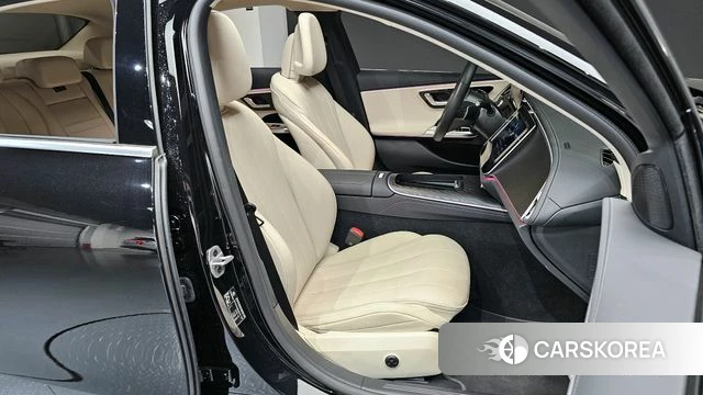 Mercedes-Benz E-Class W214 2025 Черный из Кореи, фото 3