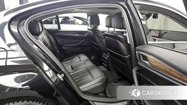 BMW 5 Series (G30) 2019 Черный из Кореи, фото 3